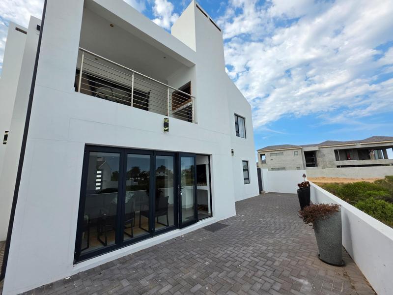 4 Bedroom Property for Sale in Shelley Point Western Cape